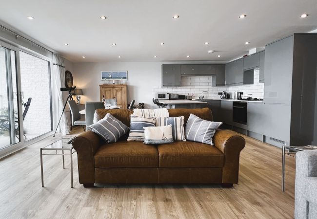 Apartment in Sandown - 25 Breakwaters , The Isle of Wight. Apartment in Sandown - 25 Breakwaters , The Isle of Wight.