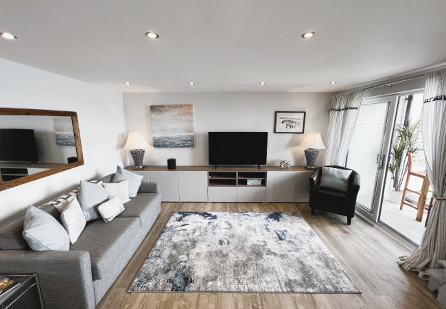 Apartment in Sandown - 25 Breakwaters , The Isle of Wight. Apartment in Sandown - 25 Breakwaters , The Isle of Wight.