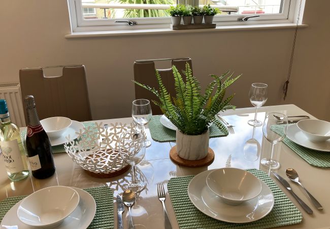 Apartment in Shanklin - 4 The Bayhouse, The Isle of Wight.  Apartment in Shanklin - 4 The Bayhouse, The Isle of Wight.