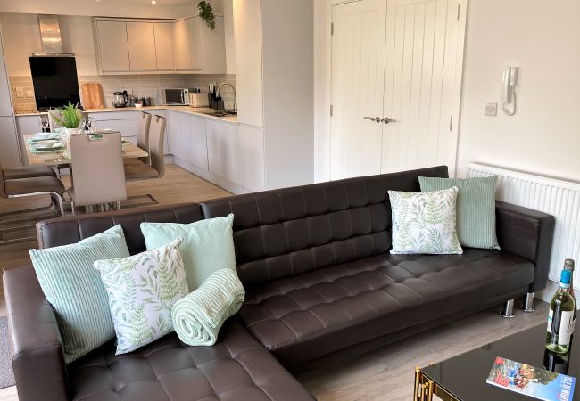 Apartment in Shanklin - 4 The Bayhouse, The Isle of Wight.  Apartment in Shanklin - 4 The Bayhouse, The Isle of Wight.