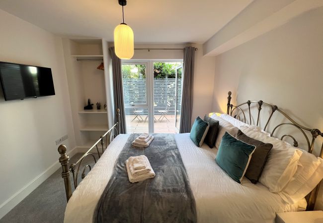 Apartment in Shanklin - 4 The Bayhouse, The Isle of Wight.  Apartment in Shanklin - 4 The Bayhouse, The Isle of Wight.