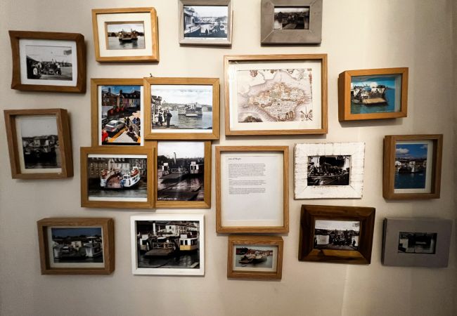 Cottage in Cowes - Bell Cottage, The Isle of Wight. Cottage in Cowes - Bell Cottage, The Isle of Wight.