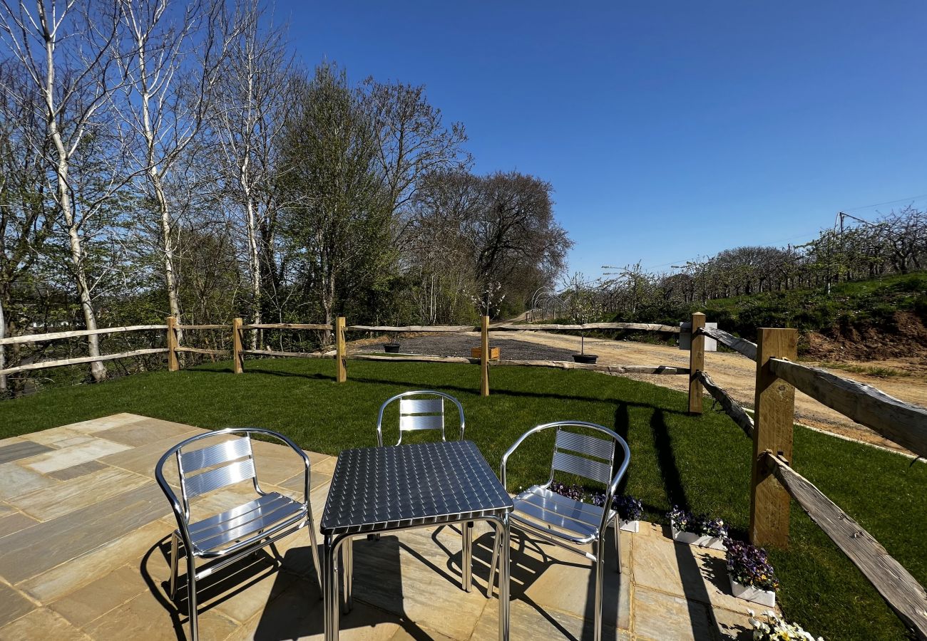 Bungalow in Godshill - Cherry Lodge, The Isle of Wight. 