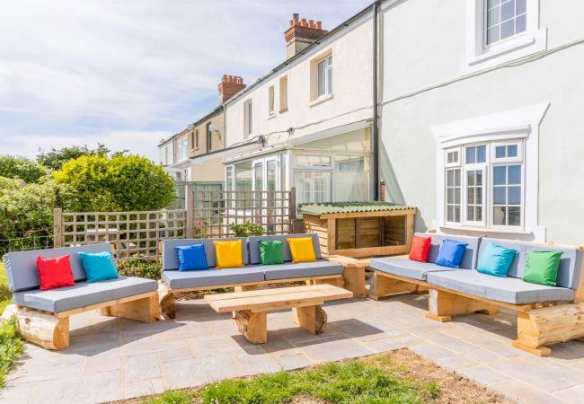 Cottage in Atherfield - Coastguard Cottage, The Isle of Wight.  Cottage in Atherfield - Coastguard Cottage, The Isle of Wight.