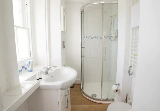 Cottage in Atherfield - Coastguard Cottage, The Isle of Wight.  Cottage in Atherfield - Coastguard Cottage, The Isle of Wight.