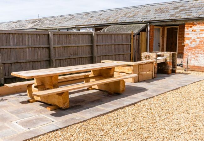 Cottage in Atherfield - Coastguard Cottage, The Isle of Wight.  Cottage in Atherfield - Coastguard Cottage, The Isle of Wight.