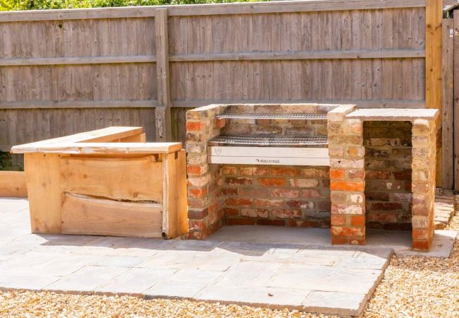 Cottage in Atherfield - Coastguard Cottage, The Isle of Wight.  Cottage in Atherfield - Coastguard Cottage, The Isle of Wight.