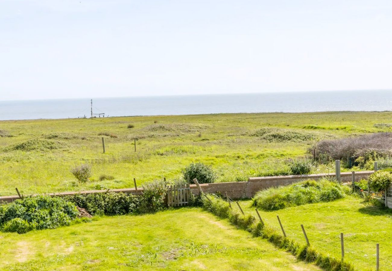 Cottage in Atherfield - Coastguard Cottage, The Isle of Wight. 
