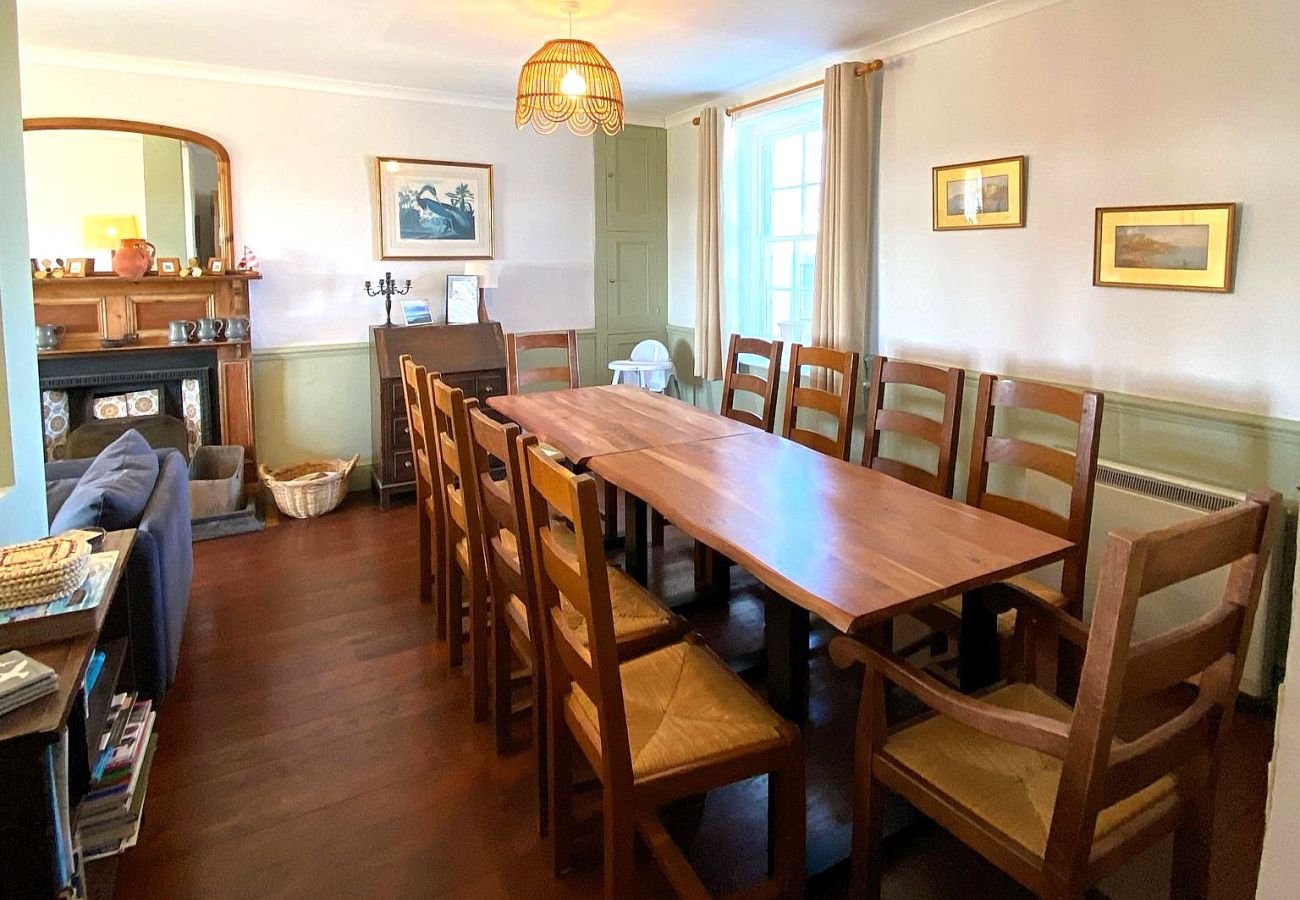 Cottage in Atherfield - Coastguard Cottage, The Isle of Wight. 