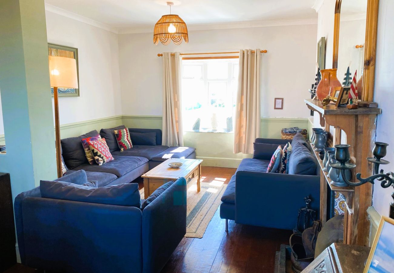 Cottage in Atherfield - Coastguard Cottage, The Isle of Wight. 