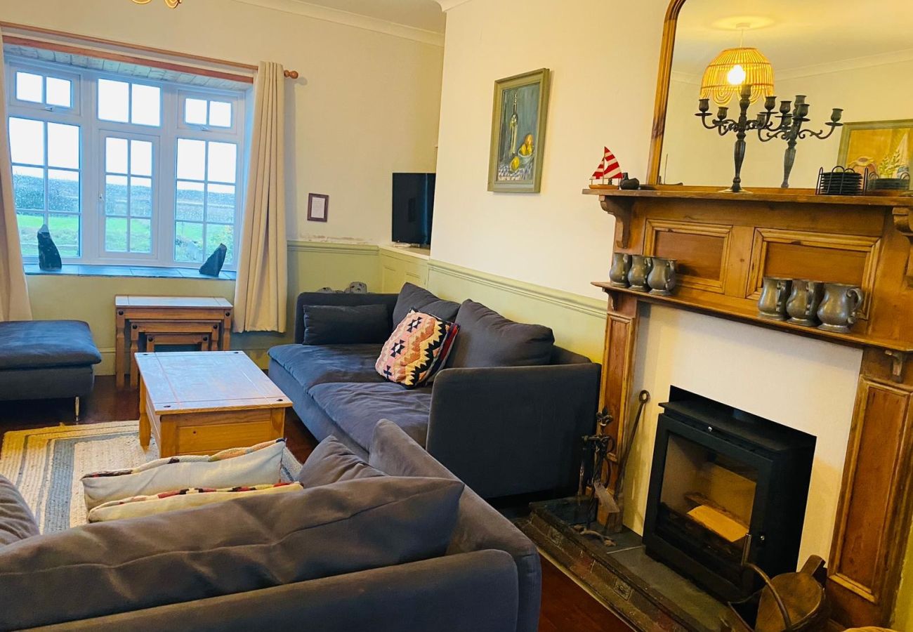 Cottage in Atherfield - Coastguard Cottage, The Isle of Wight. 