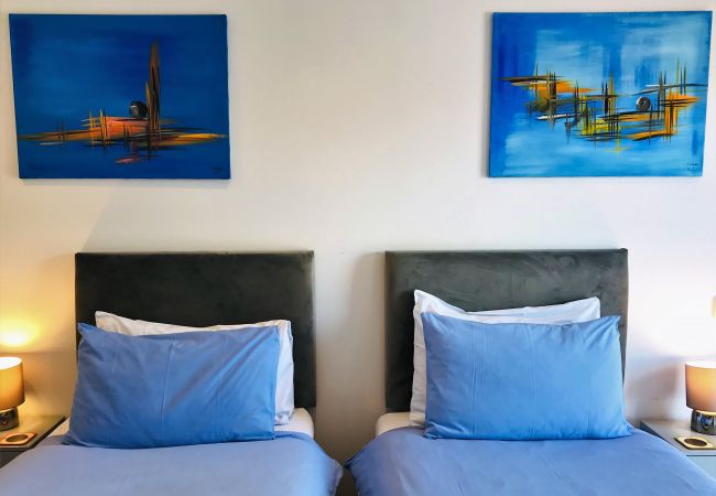 Terraced House in Sandown - Colonels House, The Isle of Wight. Terraced House in Sandown - Colonels House, The Isle of Wight.