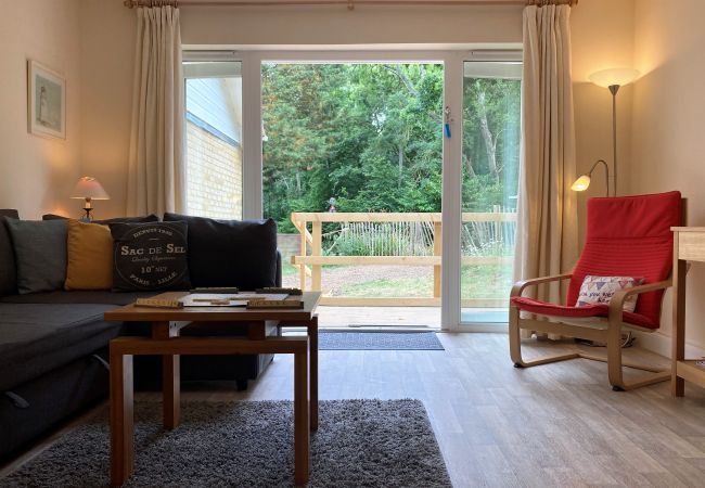 House in Wootton Bridge - Creekside Cottage, The Isle of Wight. House in Wootton Bridge - Creekside Cottage, The Isle of Wight.