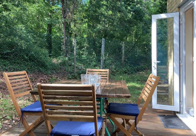 House in Wootton Bridge - Creekside Cottage, The Isle of Wight. House in Wootton Bridge - Creekside Cottage, The Isle of Wight.