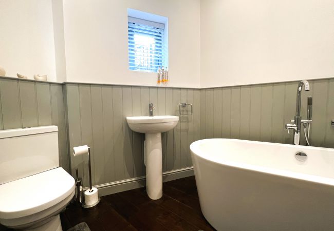 Apartment in Ryde - Cross Street Apartment, The Isle of Wight. Apartment in Ryde - Cross Street Apartment, The Isle of Wight.