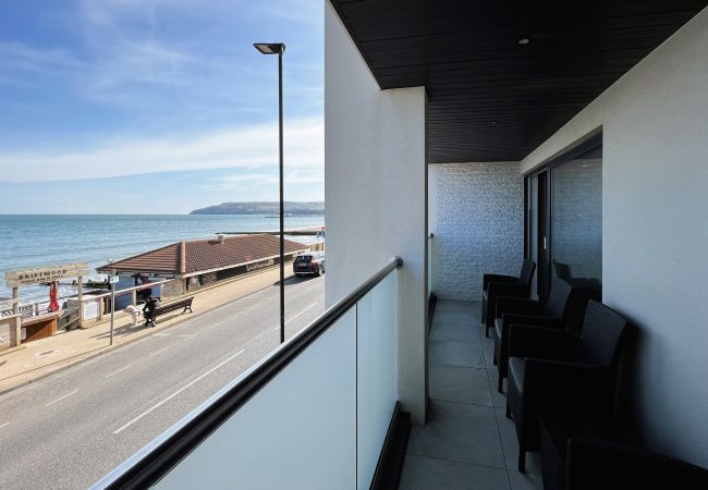 Apartment in Sandown - Island Time, The Isle of Wight.  Apartment in Sandown - Island Time, The Isle of Wight.