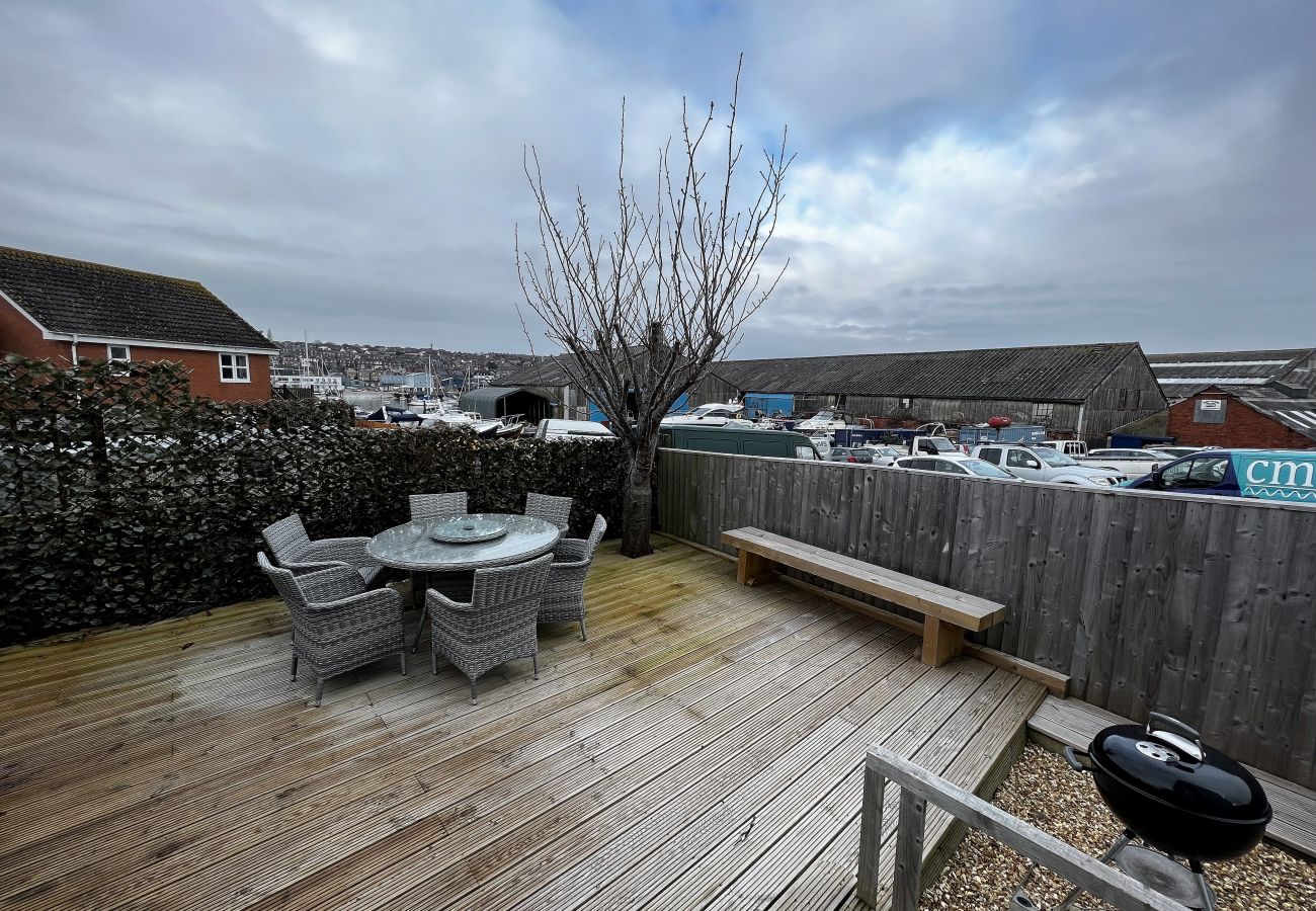Cottage in East Cowes - Kema Cottage, The Isle of Wight. 