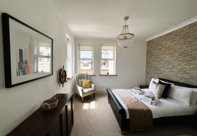 House in Shanklin - Littlestairs, The Isle of Wight. House in Shanklin - Littlestairs, The Isle of Wight.