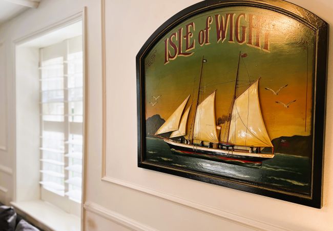 House in Ryde - Middle Lodge, The Isle of Wight. House in Ryde - Middle Lodge, The Isle of Wight.