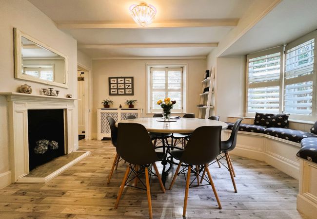 House in Ryde - Middle Lodge, The Isle of Wight. House in Ryde - Middle Lodge, The Isle of Wight.