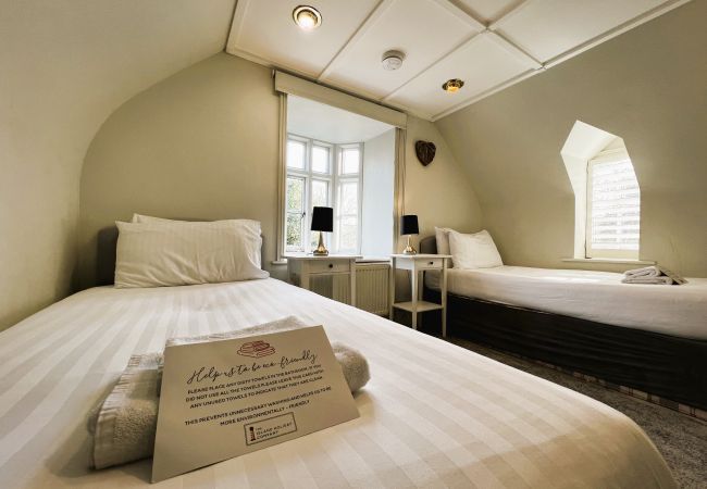 House in Ryde - Middle Lodge, The Isle of Wight. House in Ryde - Middle Lodge, The Isle of Wight.