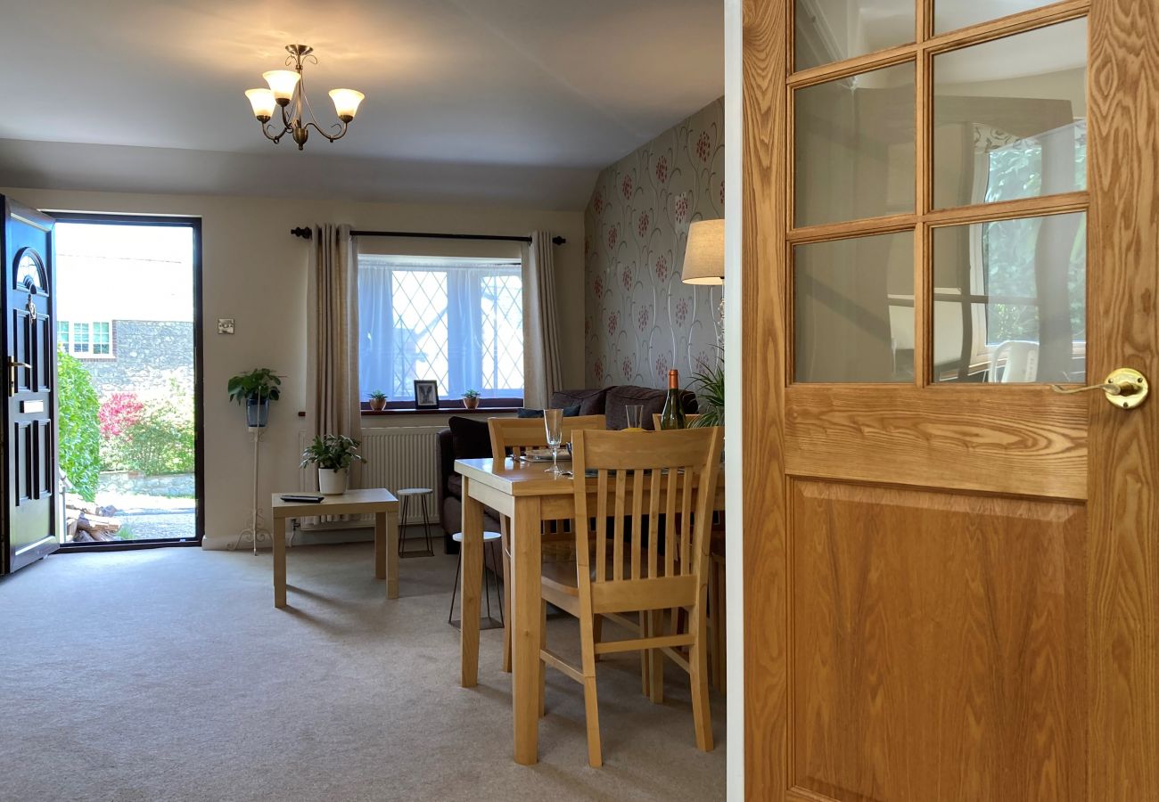 Bungalow in Rookley - Squirrels Nest, The Isle of Wight. 