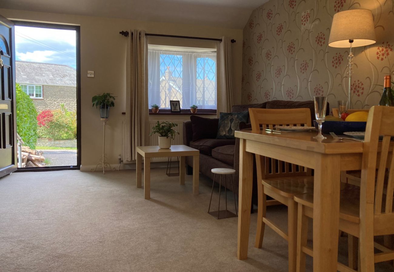 Bungalow in Rookley - Squirrels Nest, The Isle of Wight. 