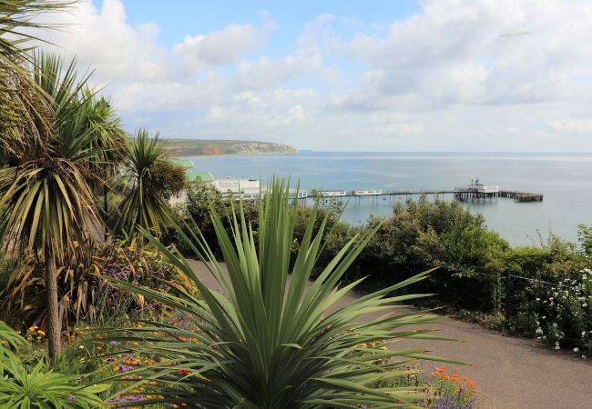 Apartment in Sandown - The Beach Retreat, The Isle of Wight. 