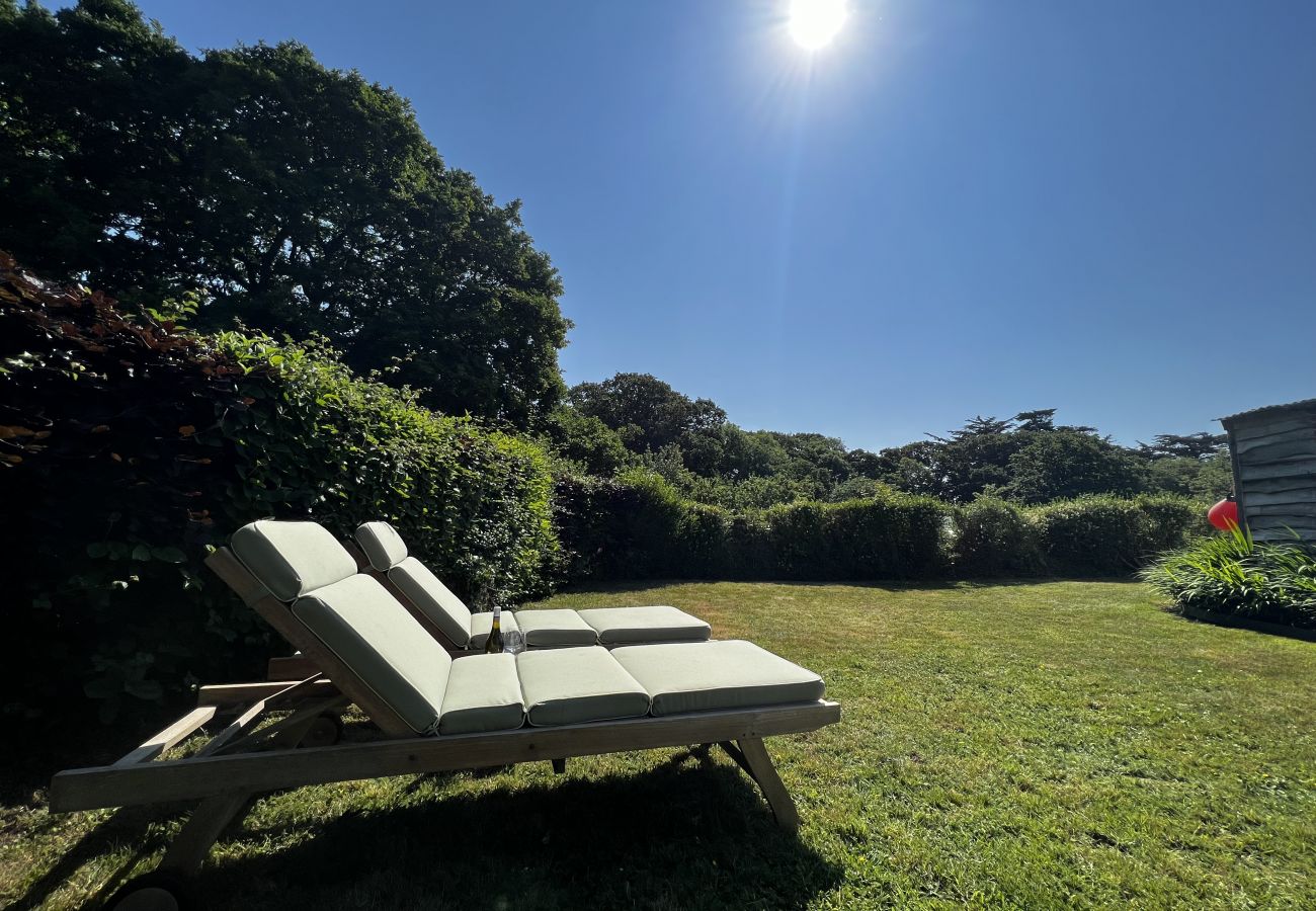 Bungalow in Shalfleet - The Cottage, Shalfleet House , The Isle of Wight.