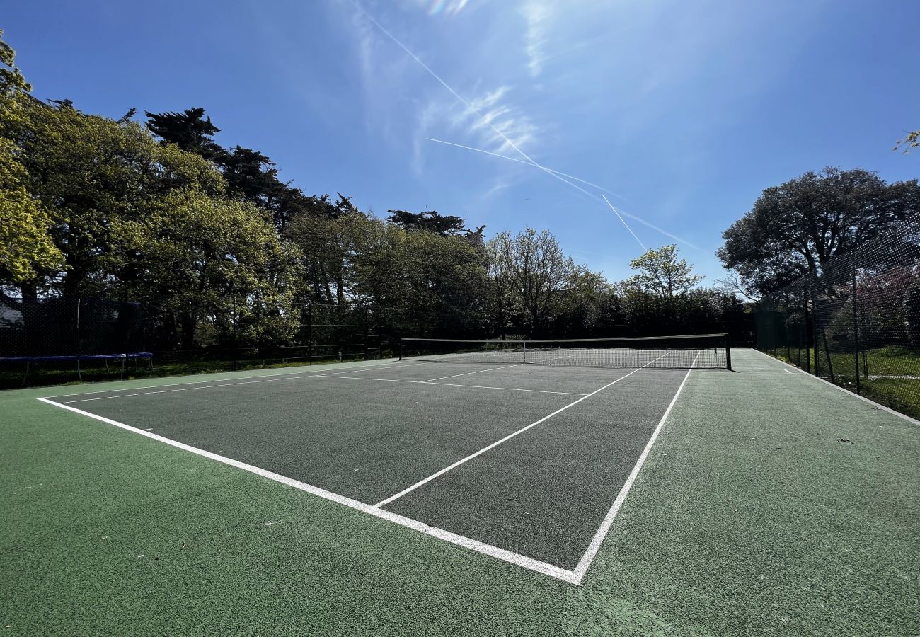 Bungalow in Shalfleet - The Cottage, Shalfleet House , The Isle of Wight.