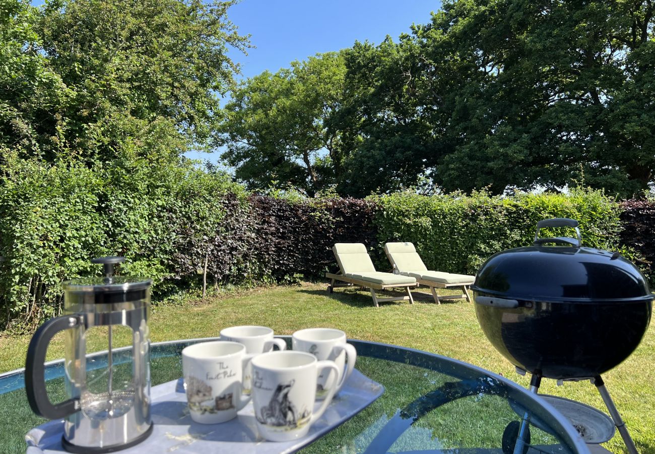 Bungalow in Shalfleet - The Cottage, Shalfleet House , The Isle of Wight.