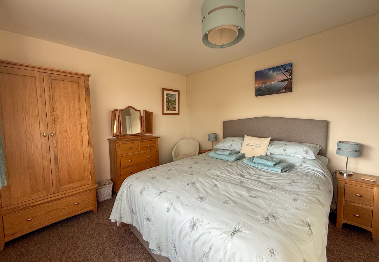 Bungalow in Seaview - Willow-Oak, The Isle of Wight. 