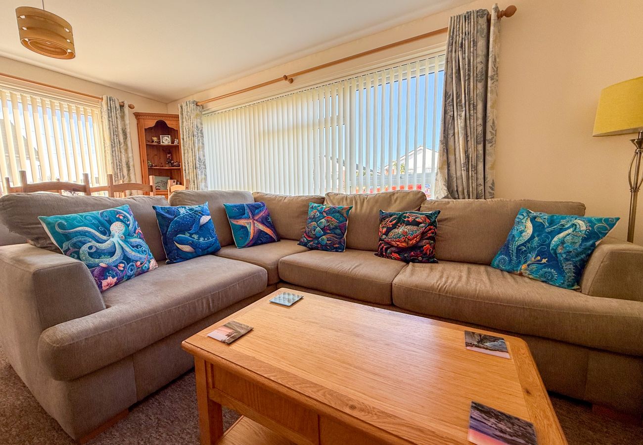 Bungalow in Seaview - Willow-Oak, The Isle of Wight. 