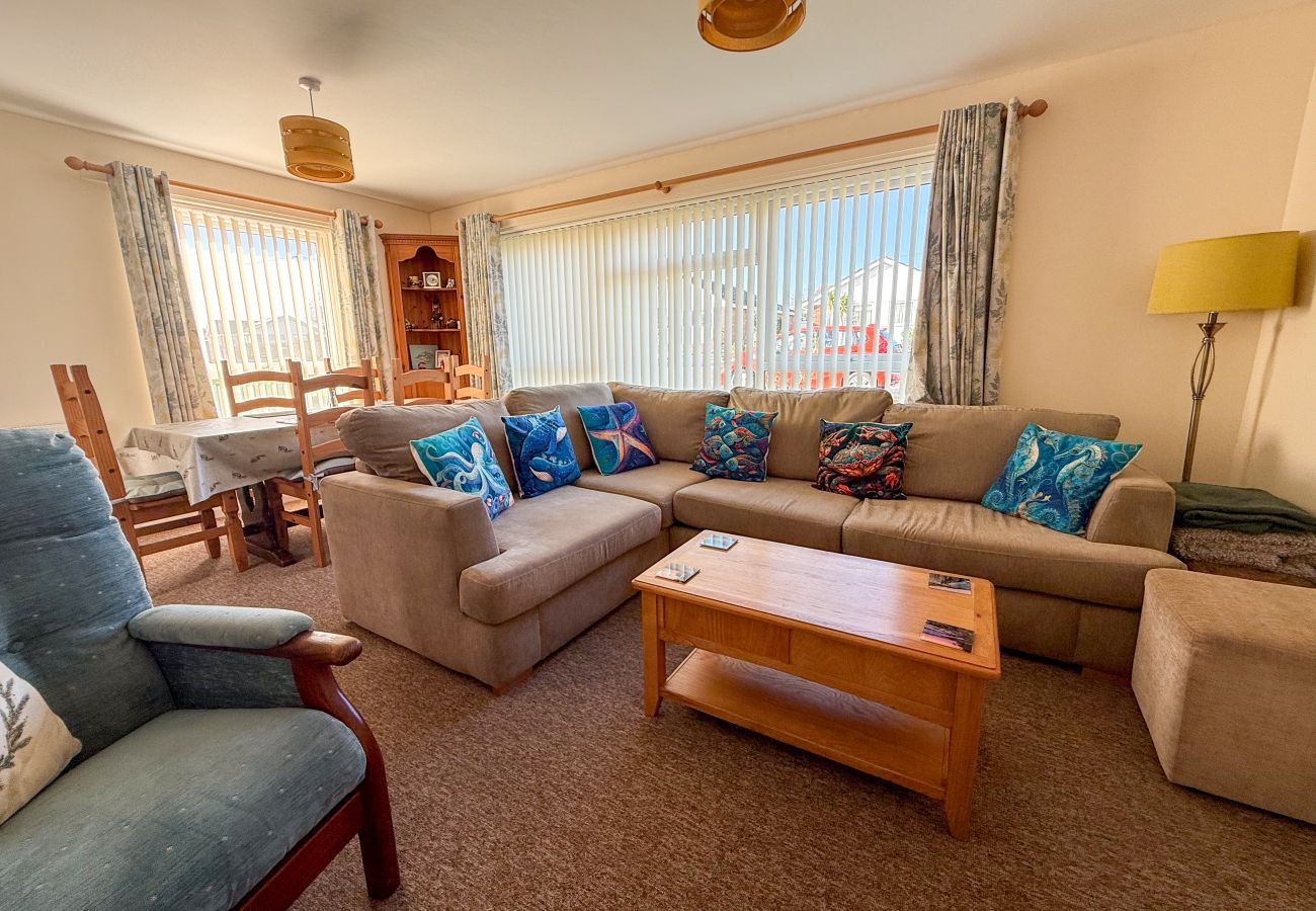 Bungalow in Seaview - Willow-Oak, The Isle of Wight. 