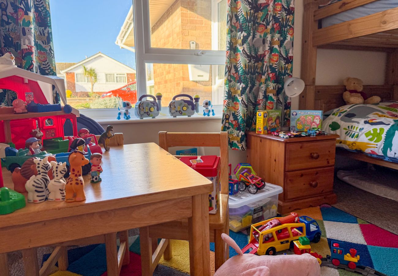 Bungalow in Seaview - Willow-Oak, The Isle of Wight. 