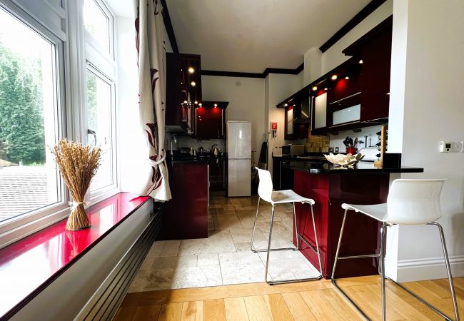 Apartment in Shanklin - 6 Shanklin Manor, The Isle of Wight. Apartment in Shanklin - 6 Shanklin Manor, The Isle of Wight.