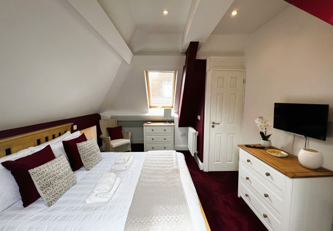 Apartment in Shanklin - 6 Shanklin Manor, The Isle of Wight. Apartment in Shanklin - 6 Shanklin Manor, The Isle of Wight.