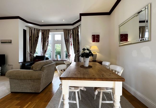 Apartment in Shanklin - 6 Shanklin Manor, The Isle of Wight. Apartment in Shanklin - 6 Shanklin Manor, The Isle of Wight.