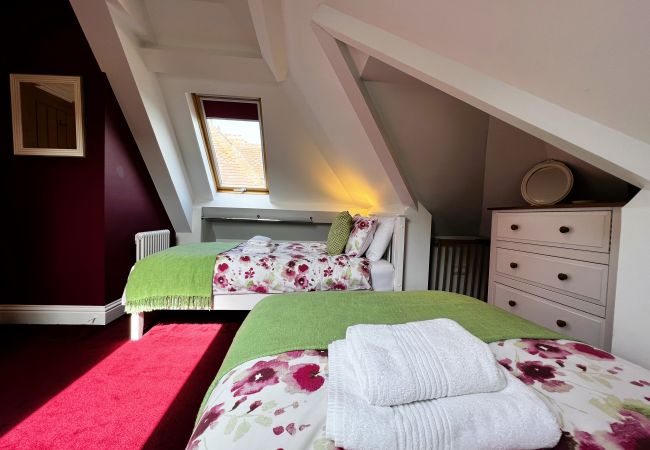 Apartment in Shanklin - 6 Shanklin Manor, The Isle of Wight. Apartment in Shanklin - 6 Shanklin Manor, The Isle of Wight.