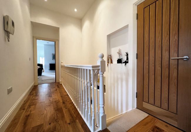 Apartment in Shanklin - 2 Shanklin Manor, The Isle of Wight. Apartment in Shanklin - 2 Shanklin Manor, The Isle of Wight.