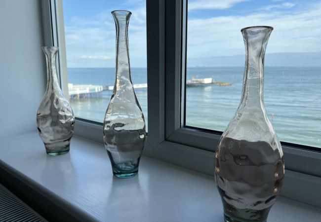 Apartment in Sandown - Belle Vue, The Isle of Wight. Apartment in Sandown - Belle Vue, The Isle of Wight.