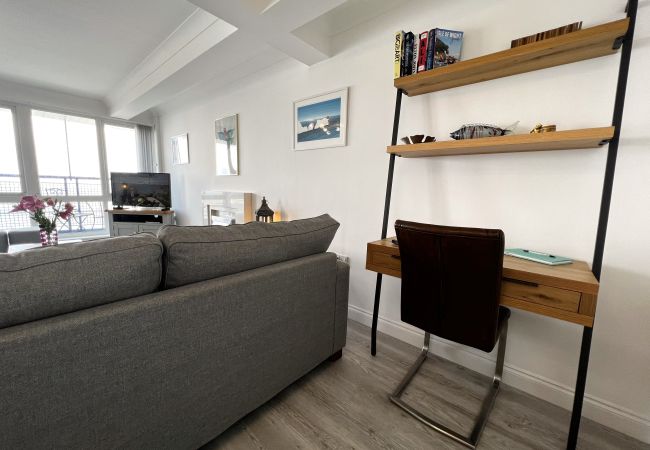 Apartment in Sandown - Belle Vue, The Isle of Wight. Apartment in Sandown - Belle Vue, The Isle of Wight.