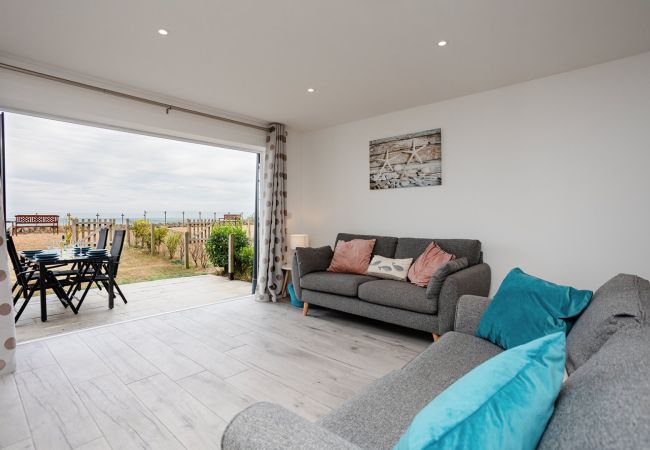 Apartment in Sandown - Blue Horizon, The Isle of Wight.  Apartment in Sandown - Blue Horizon, The Isle of Wight.