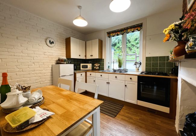 Cottage in Brading - Charnwood Cottage, The Isle of Wight.  Cottage in Brading - Charnwood Cottage, The Isle of Wight.