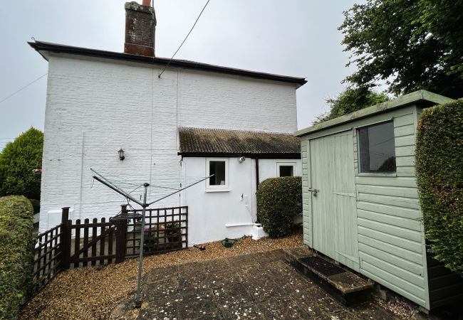 Cottage in Brading - Charnwood Cottage, The Isle of Wight.  Cottage in Brading - Charnwood Cottage, The Isle of Wight.