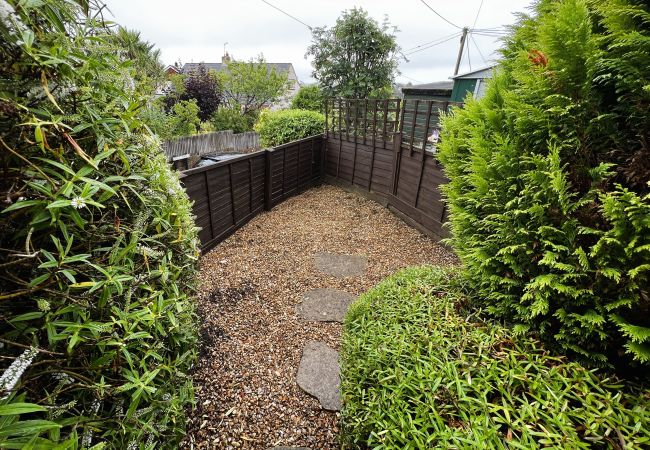 Cottage in Brading - Charnwood Cottage, The Isle of Wight.  Cottage in Brading - Charnwood Cottage, The Isle of Wight.