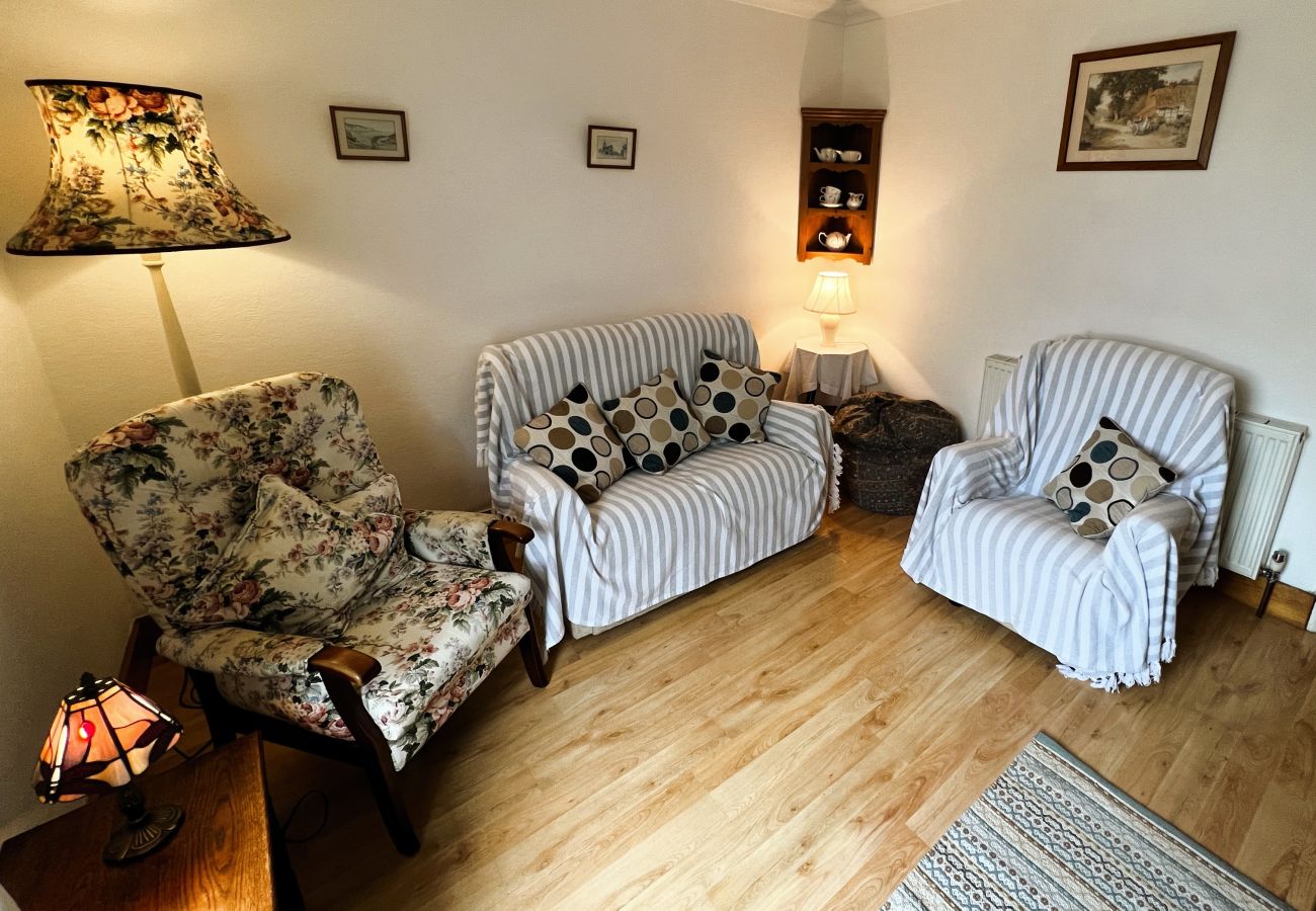 Cottage in Brading - Charnwood Cottage, The Isle of Wight. 