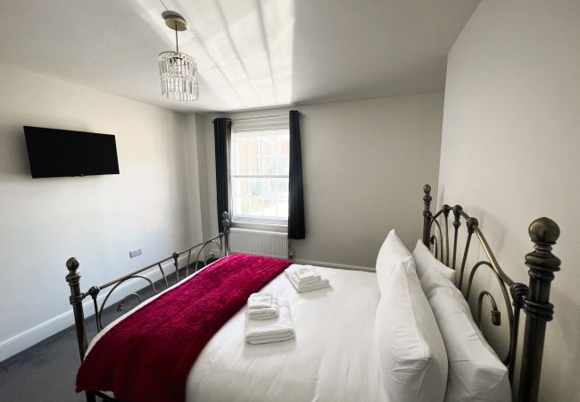 House in Ryde - George Street House, The Isle of Wight.  House in Ryde - George Street House, The Isle of Wight.