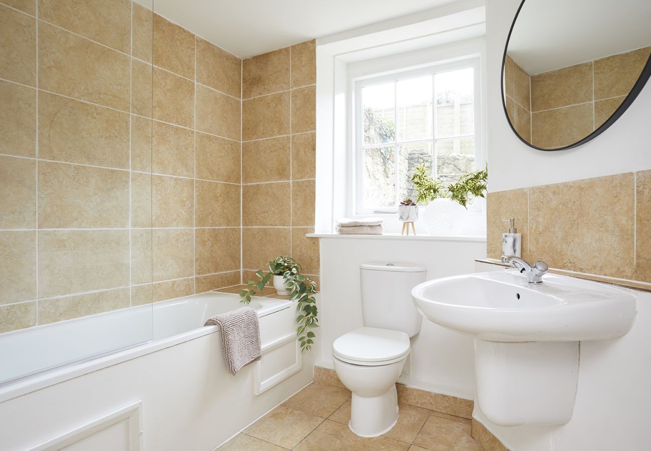Apartment in Ryde - Wrafton House, Apartment 1, The Isle of Wight. 