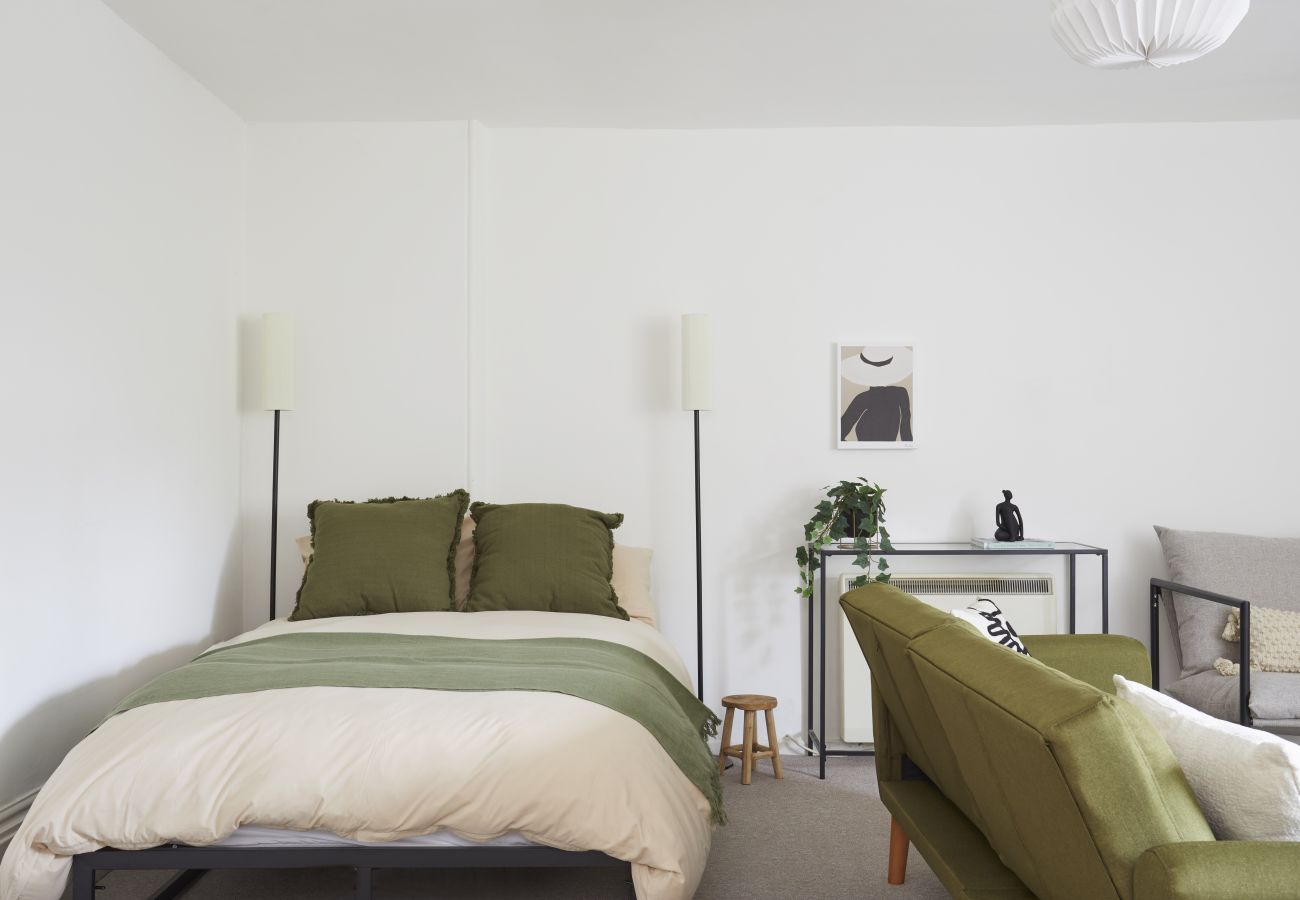 Studio in Ryde - Wrafton House, Apartment 4, The Isle of Wight. 